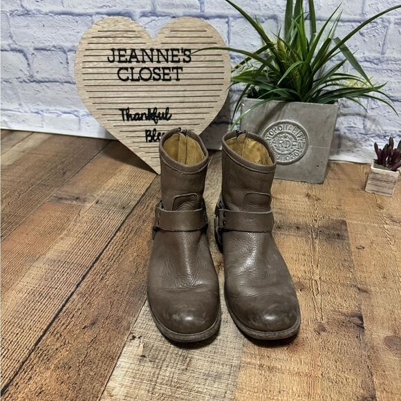 Frye Boots Women's 6.5 B Phillip Harness Short Leather Brown Classic Western - Picture 5 of 12